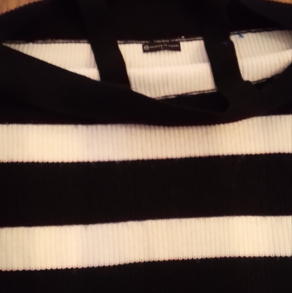 Fashion to Figure Size 1 Sweater - Picture 2 of 3